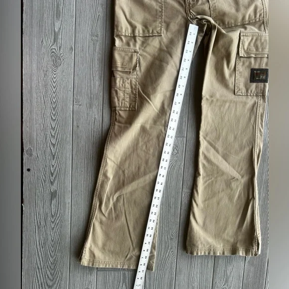 Abercrombie Kids Uniform Girls Paratroop Cargo Bootcut Khakis Girls Size 16 - Picture 9 of 10